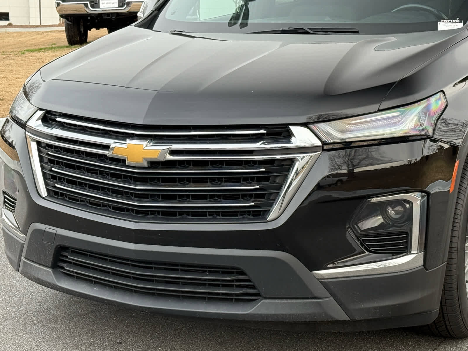 Used 2023 Chevrolet Traverse LT image 10