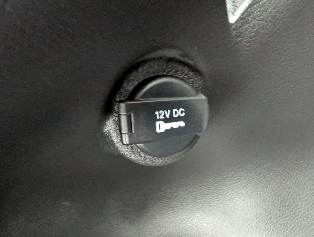 Used 2022 Jeep Compass Limited image 40