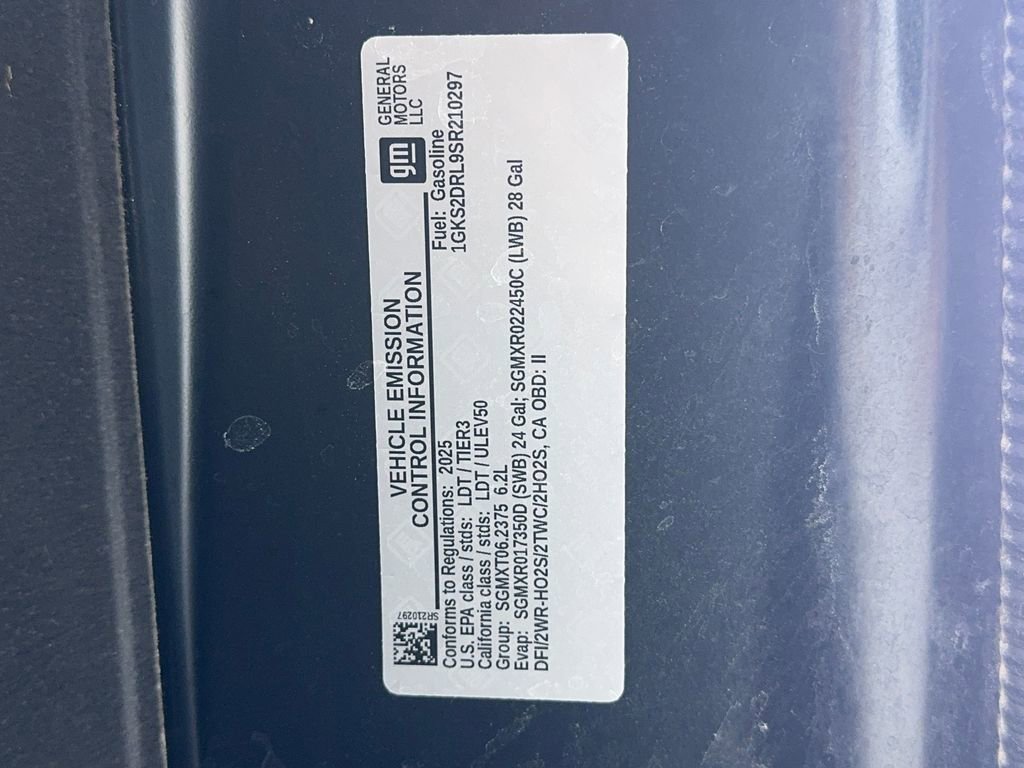 Used 2025 GMC Yukon Denali AWD/4WD image 53