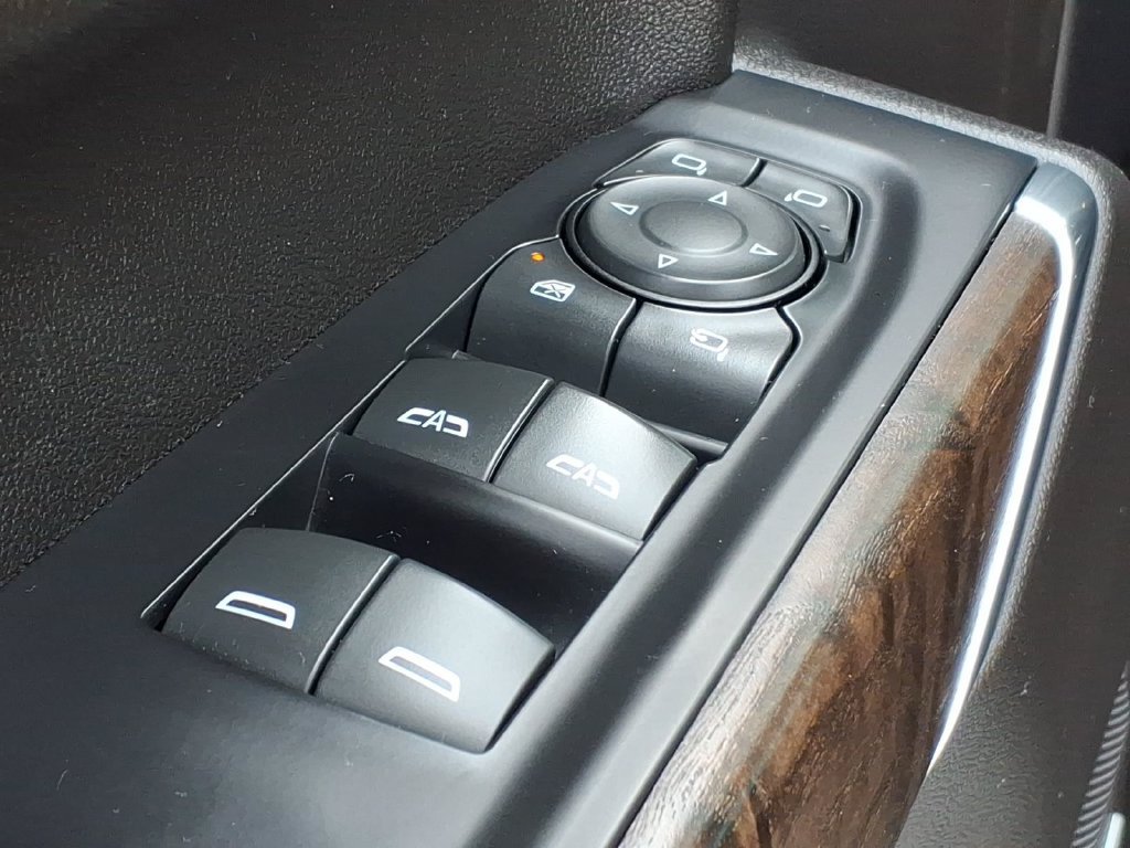 Used 2020 GMC Sierra 1500 Denali w/ Denali Ultimate Package AWD/4WD image 13