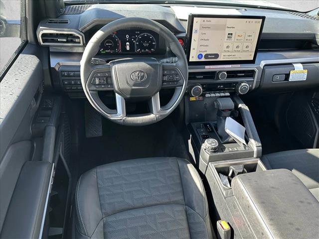 Used 2025 Toyota 4Runner TRD Off-Road Premium AWD/4WD image 10