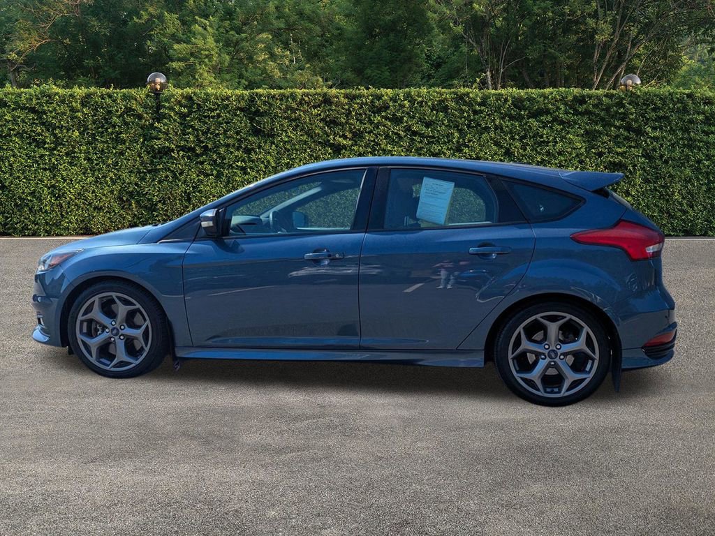 Used 2018 Ford Focus ST image 7