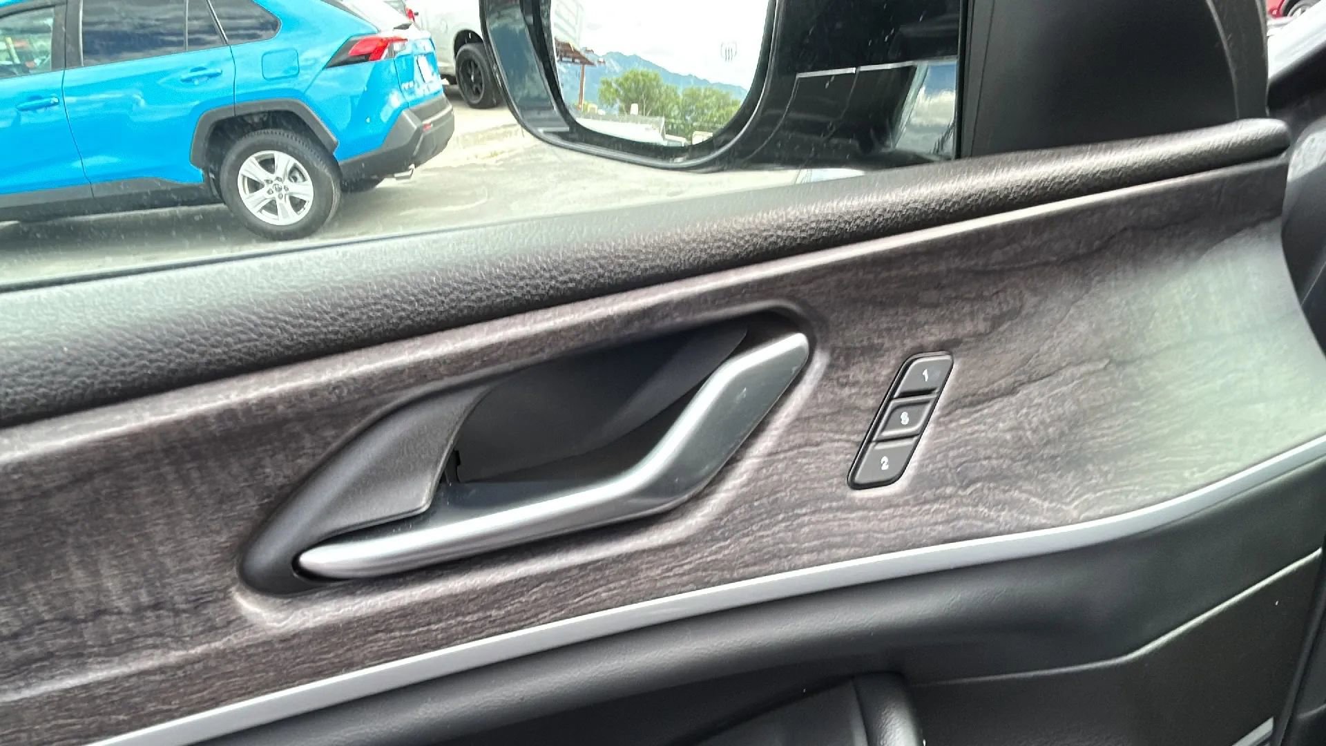 Used 2021 Jeep Grand Cherokee L Limited image 21