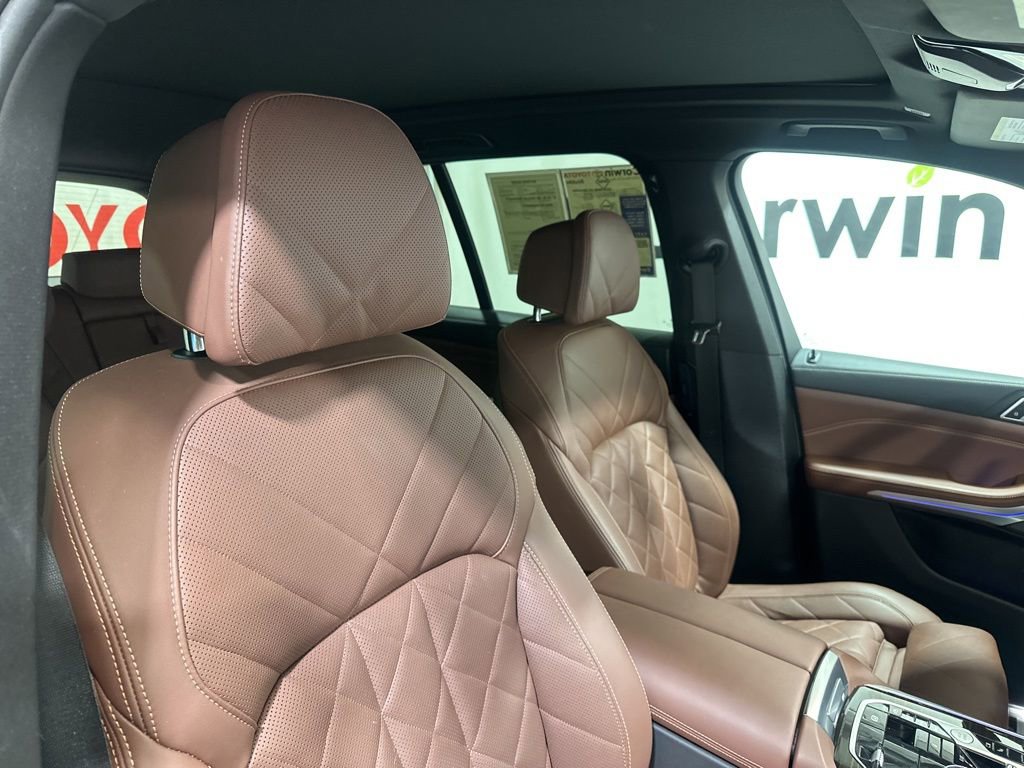 Used 2024 BMW X5 xDrive50e w/ Premium Package image 10