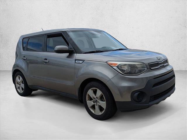 Used 2018 Kia Soul Base image 3