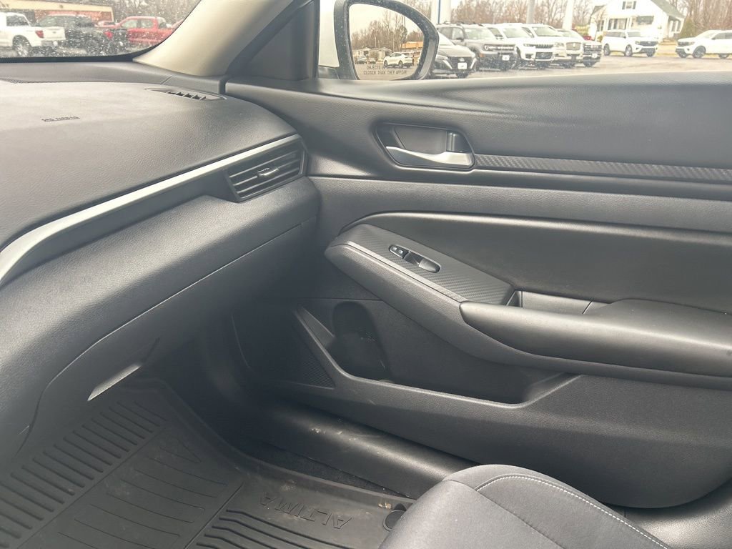 Used 2022 Nissan Altima 2.5 S image 14