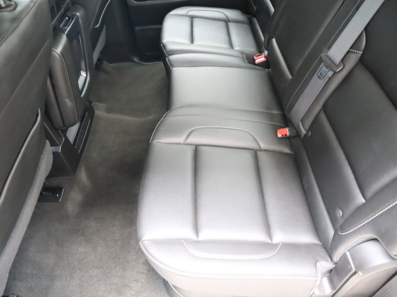 Used 2018 Chevrolet Silverado 1500 LT w/ All Star Edition AWD/4WD image 45