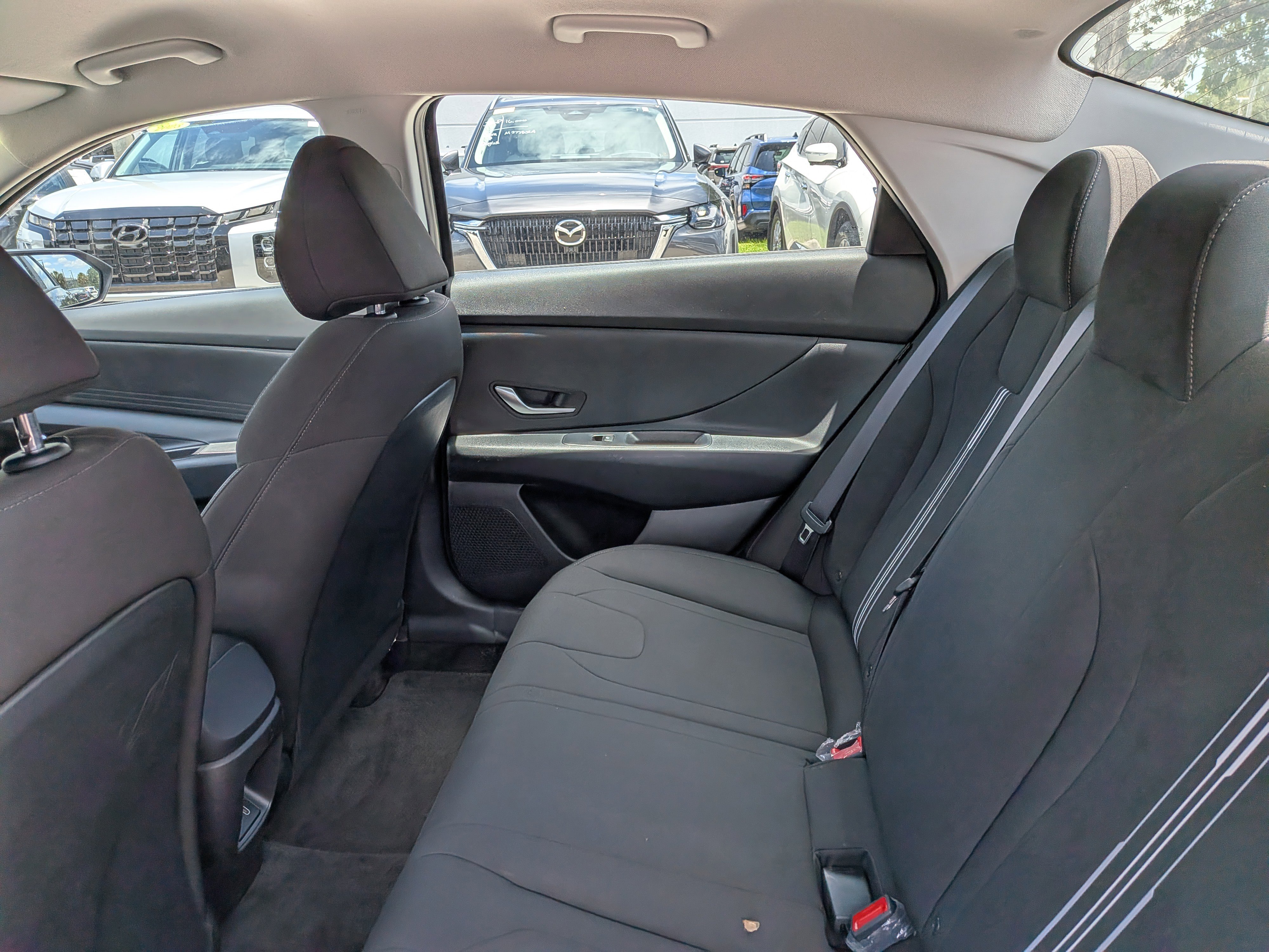 Used 2024 Hyundai Elantra SEL FWD image 13