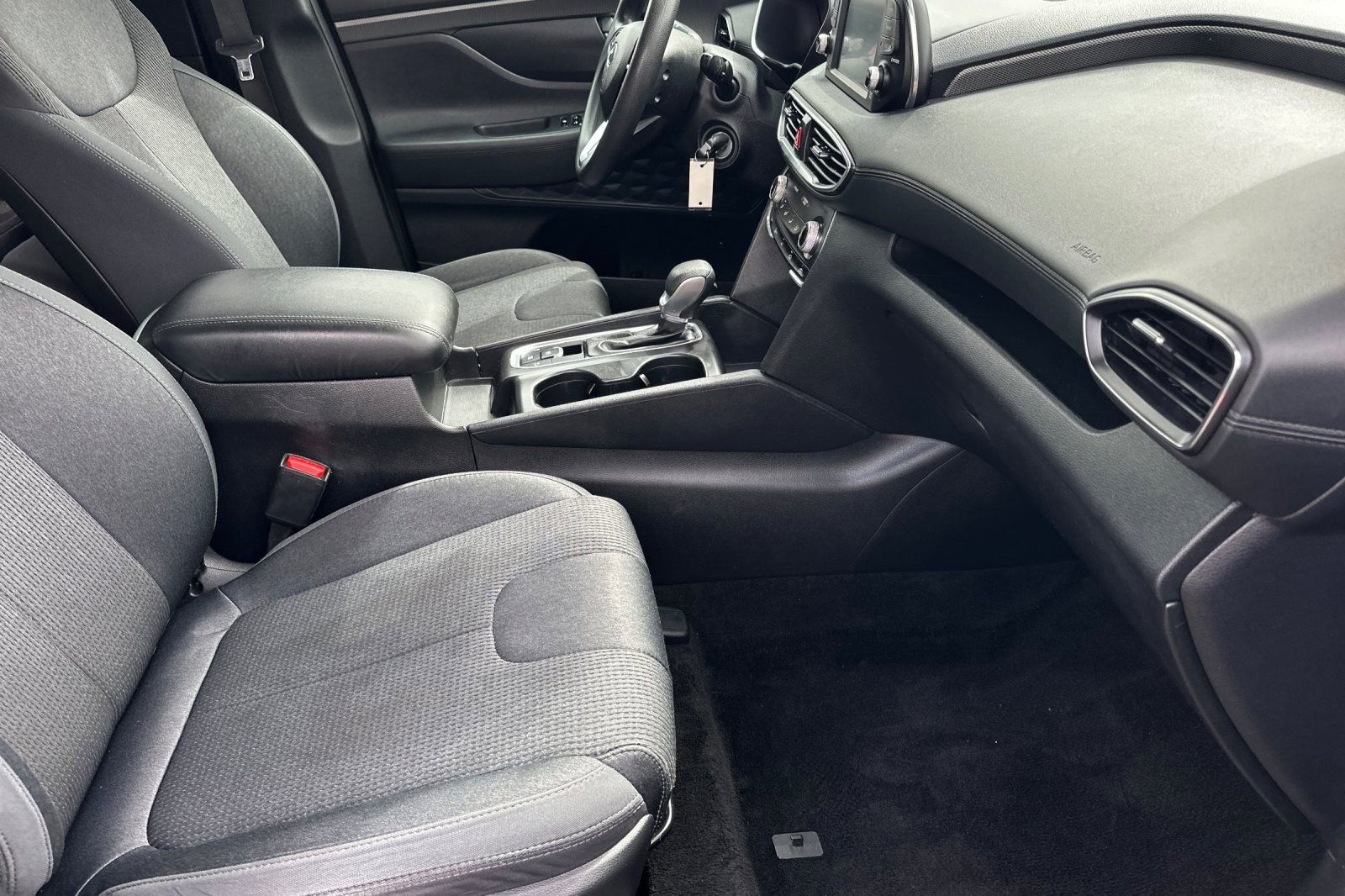 Used 2020 Hyundai Santa Fe SE AWD/4WD image 15