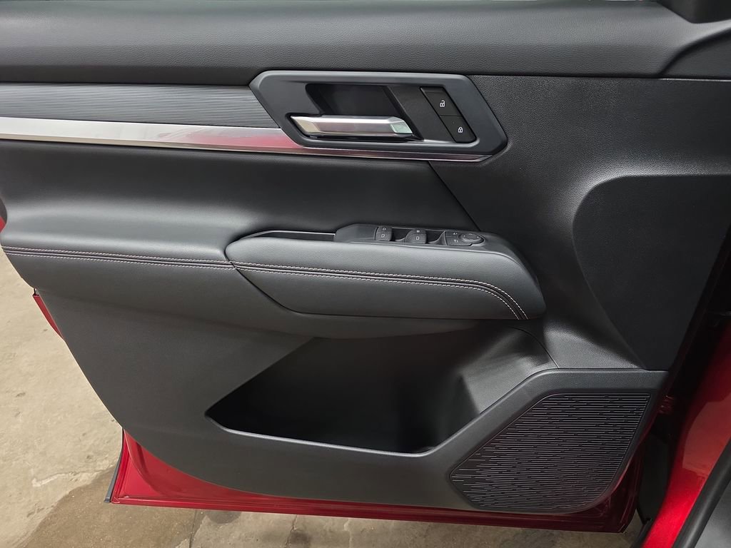 Certified 2025 GMC Terrain Elevation image 26