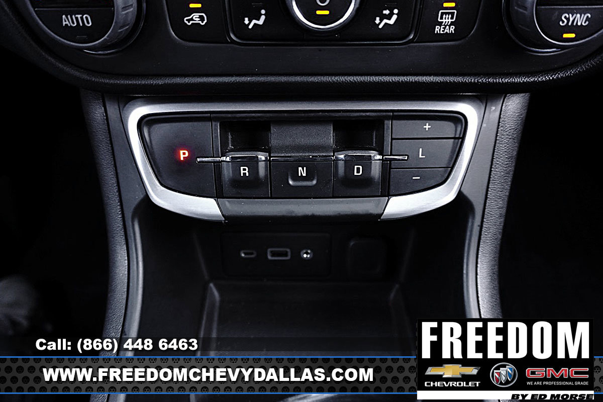 Used 2024 GMC Terrain SLE w/ Driver Convenience Package image 19