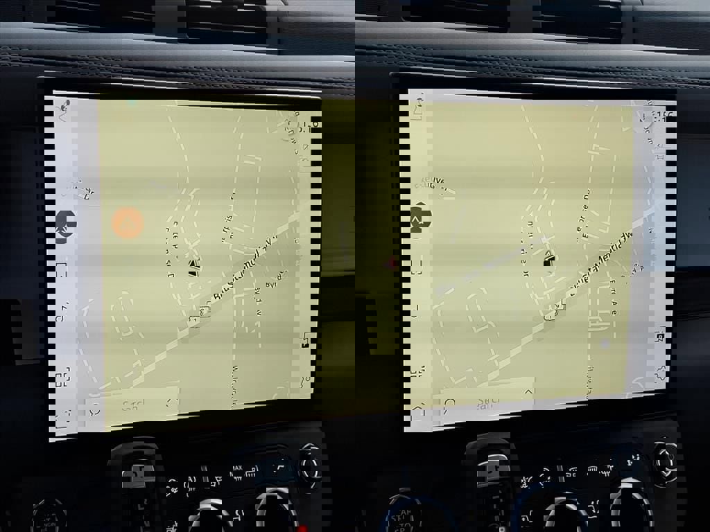 New 2026 Land Rover Defender 110 S image 21