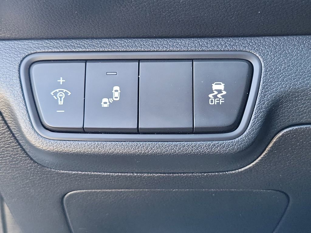 Used 2023 Kia Forte GT-Line w/ GT-Line Technology Package image 15