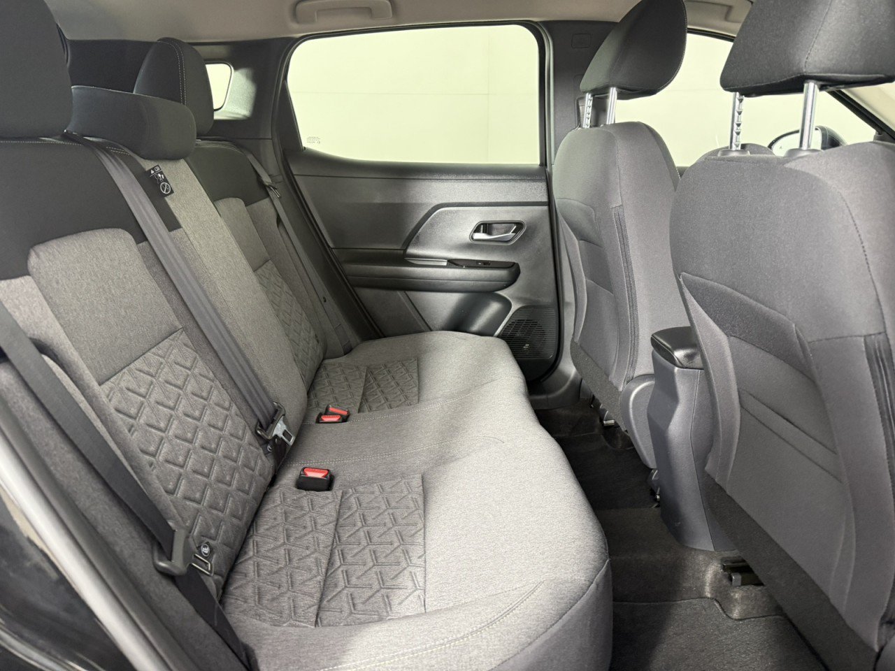 Used 2026 Nissan Kicks SV w/ Cold Weather Package FWD image 13