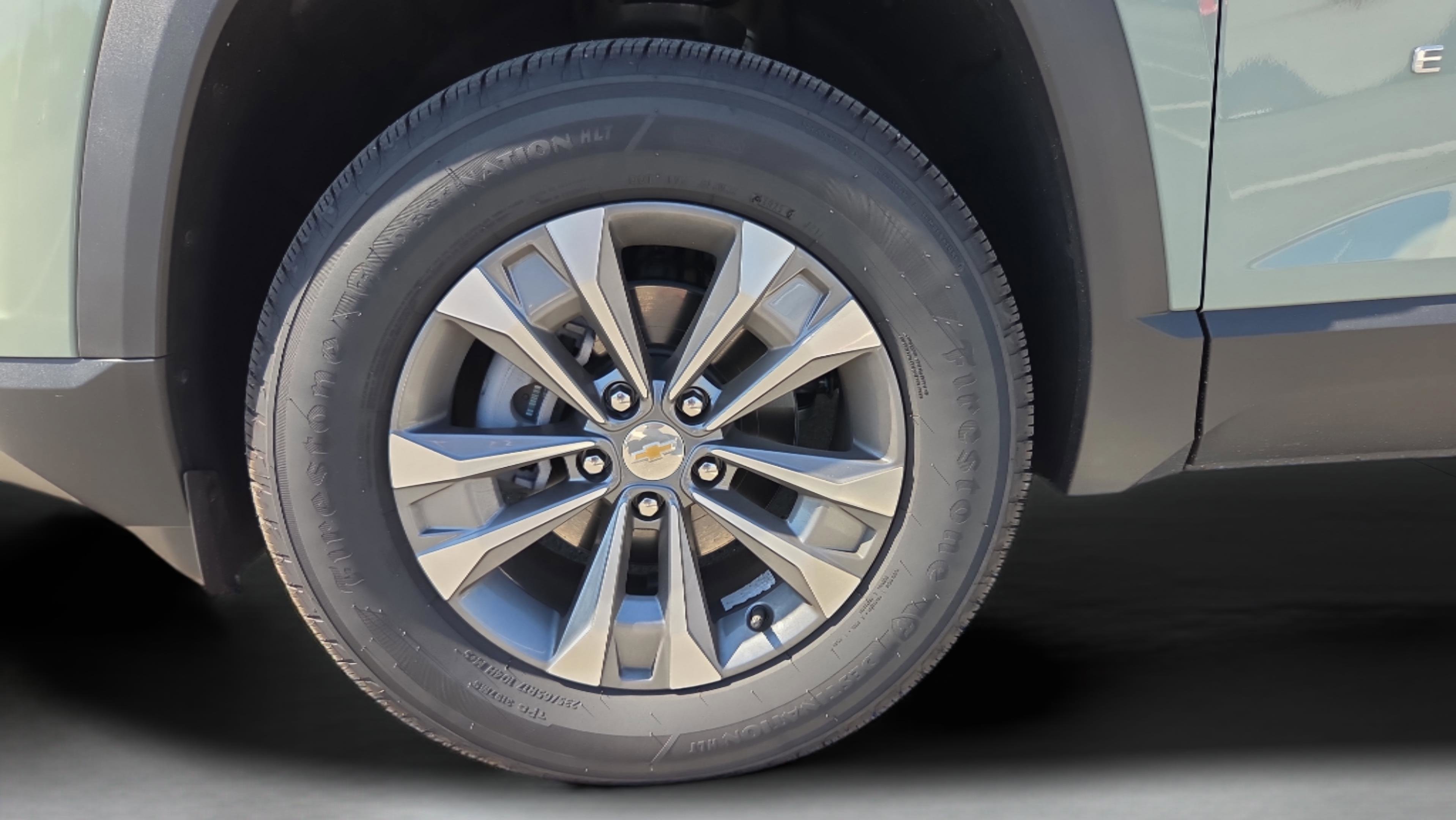 Used 2026 Chevrolet Equinox LT w/ Safety and Technology Package image 9