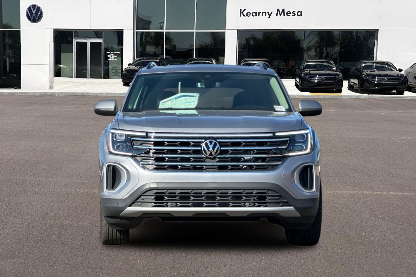 New 2026 Volkswagen Atlas SE image 9