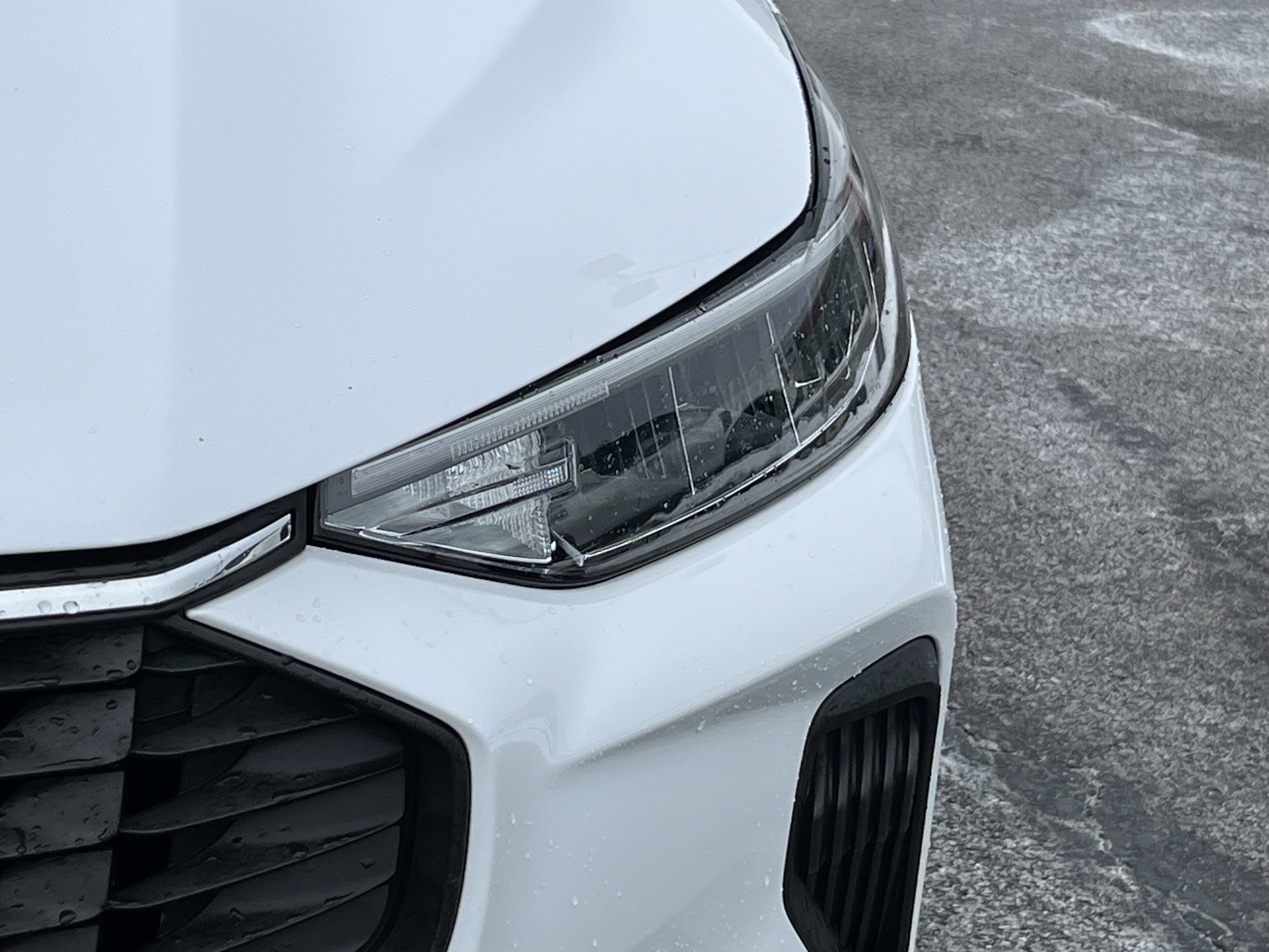 Used 2024 Ford Escape Active w/ Cold Weather Package image 31