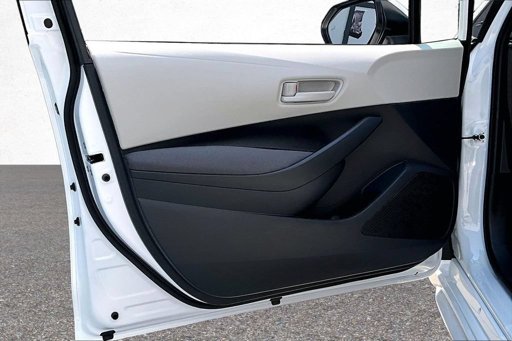 New 2026 Toyota Corolla LE FWD image 18