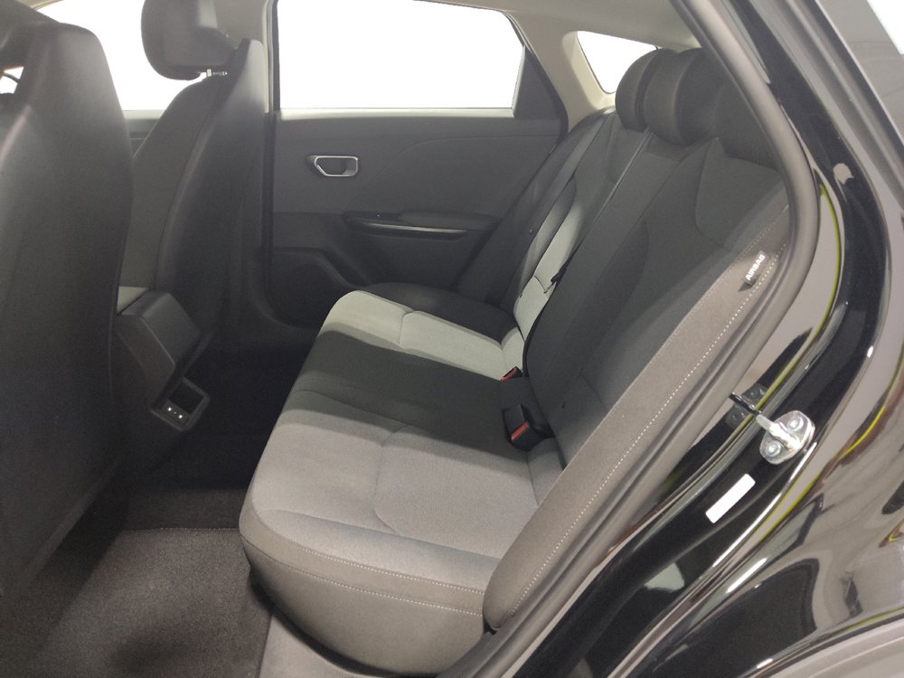 Used 2025 Kia K4 FWD image 18