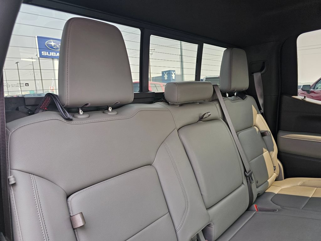 Certified 2021 Chevrolet Silverado 1500 LTZ w/ LTZ Premium Package AWD/4WD image 20