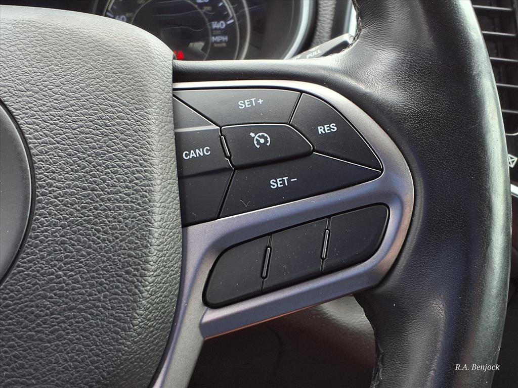 Used 2019 Jeep Cherokee Limited image 13