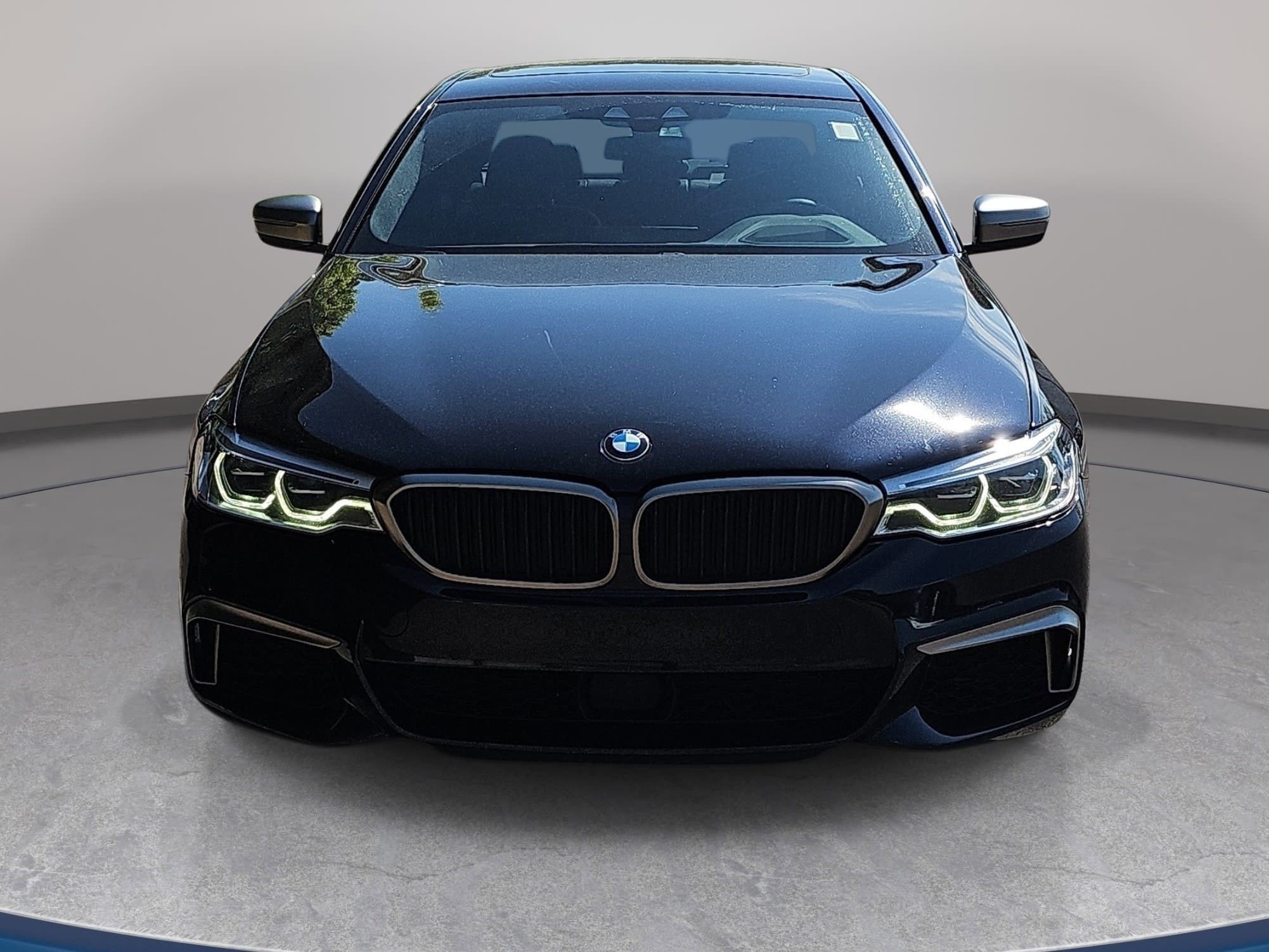 Used 2018 BMW M550i xDrive w/ Driving Assistance Package image 2