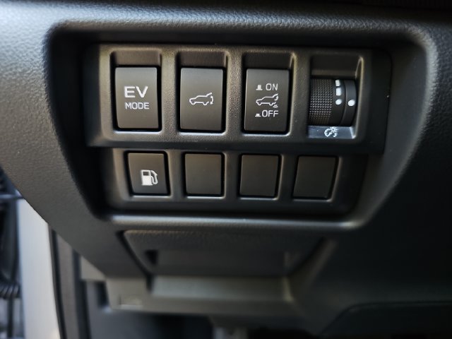 New 2026 Subaru Forester Touring AWD/4WD image 25
