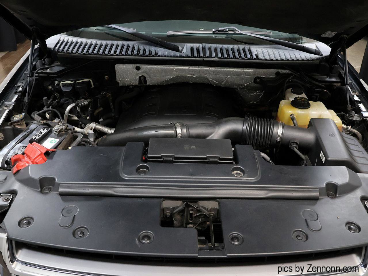 Used 2015 Ford Expedition Max Limited AWD/4WD image 38