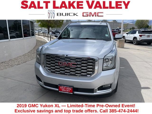 Used 2019 GMC Yukon XL Denali w/ Denali Ultimate Package AWD/4WD image 1