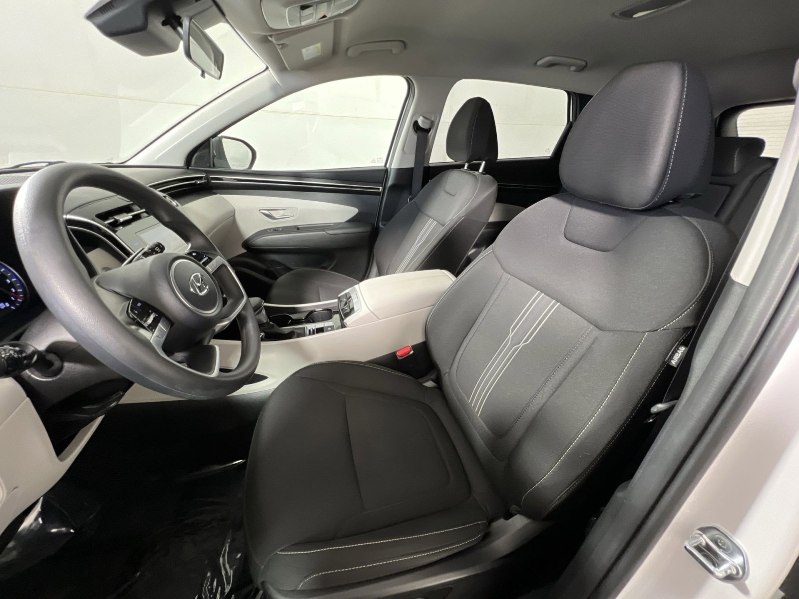 Used 2023 Hyundai Tucson SEL image 13