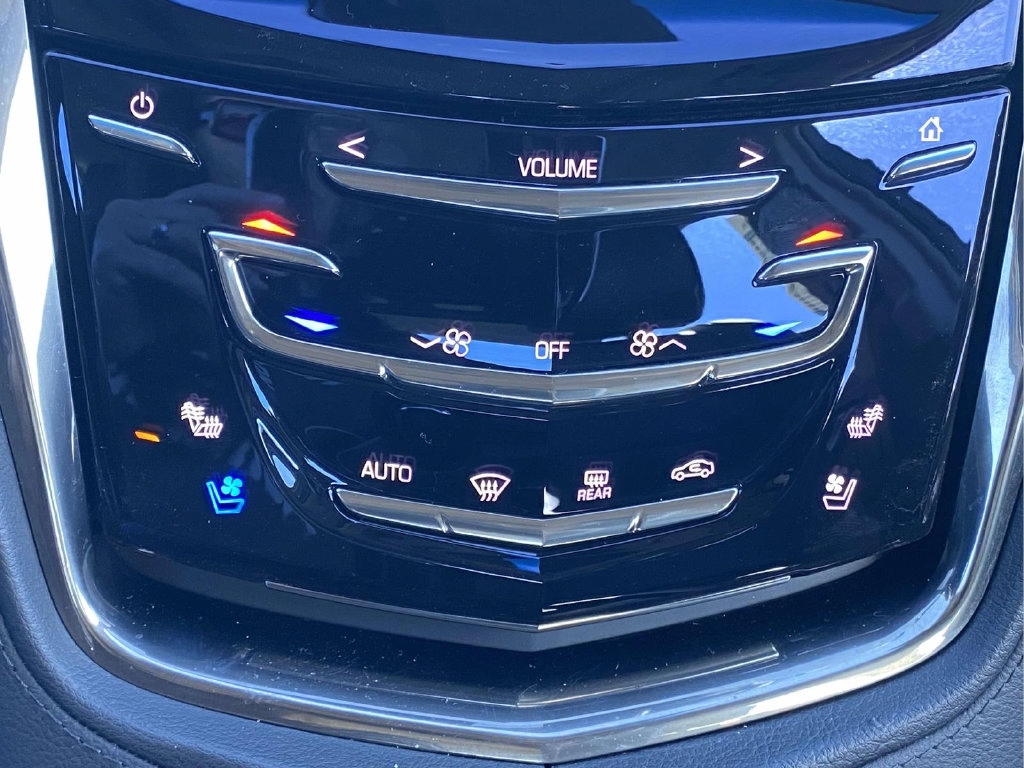 Used 2019 Cadillac CTS Luxury RWD image 29