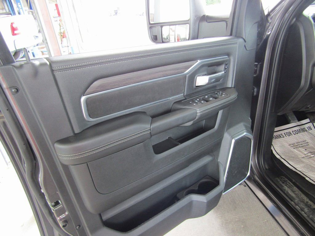 New 2026 RAM 2500 Laramie w/ Sport Appearance Package image 22