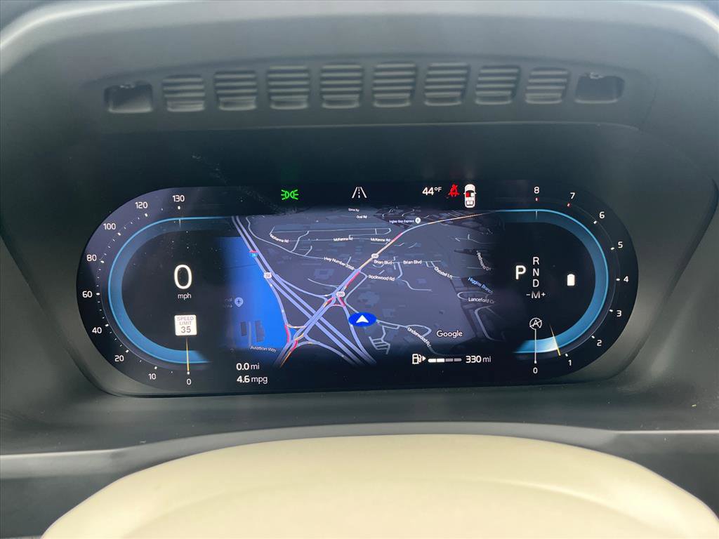 Used 2025 Volvo XC90 B6 Plus w/ Protection Package Premier image 9