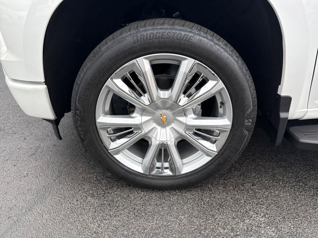 Used 2025 Chevrolet Silverado 1500 High Country w/ High Country Premium Package image 34
