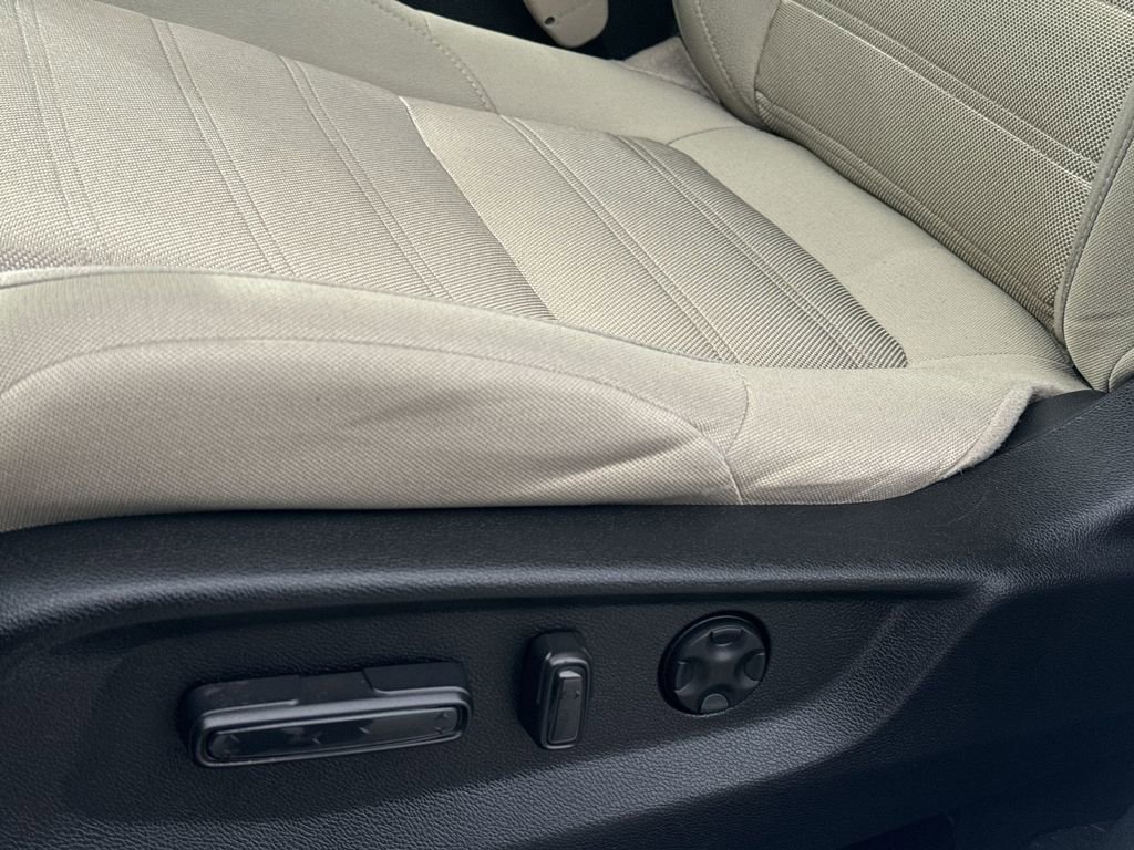 Used 2022 Honda CR-V EX image 14