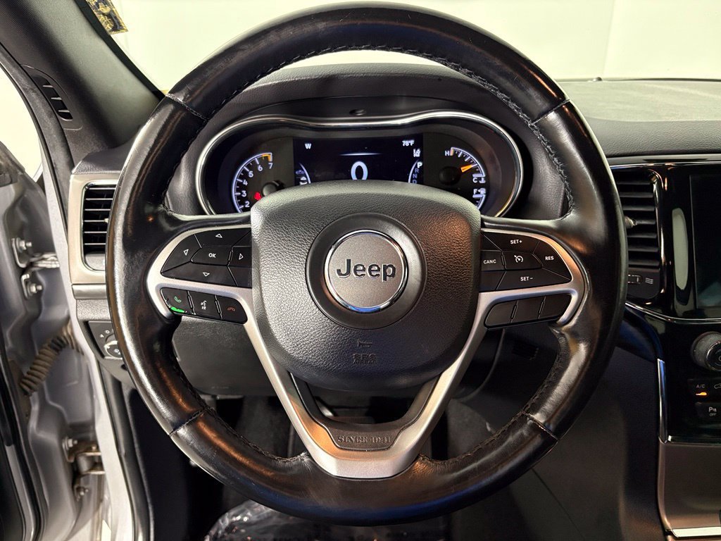 Used 2021 Jeep Grand Cherokee Laredo X RWD image 19