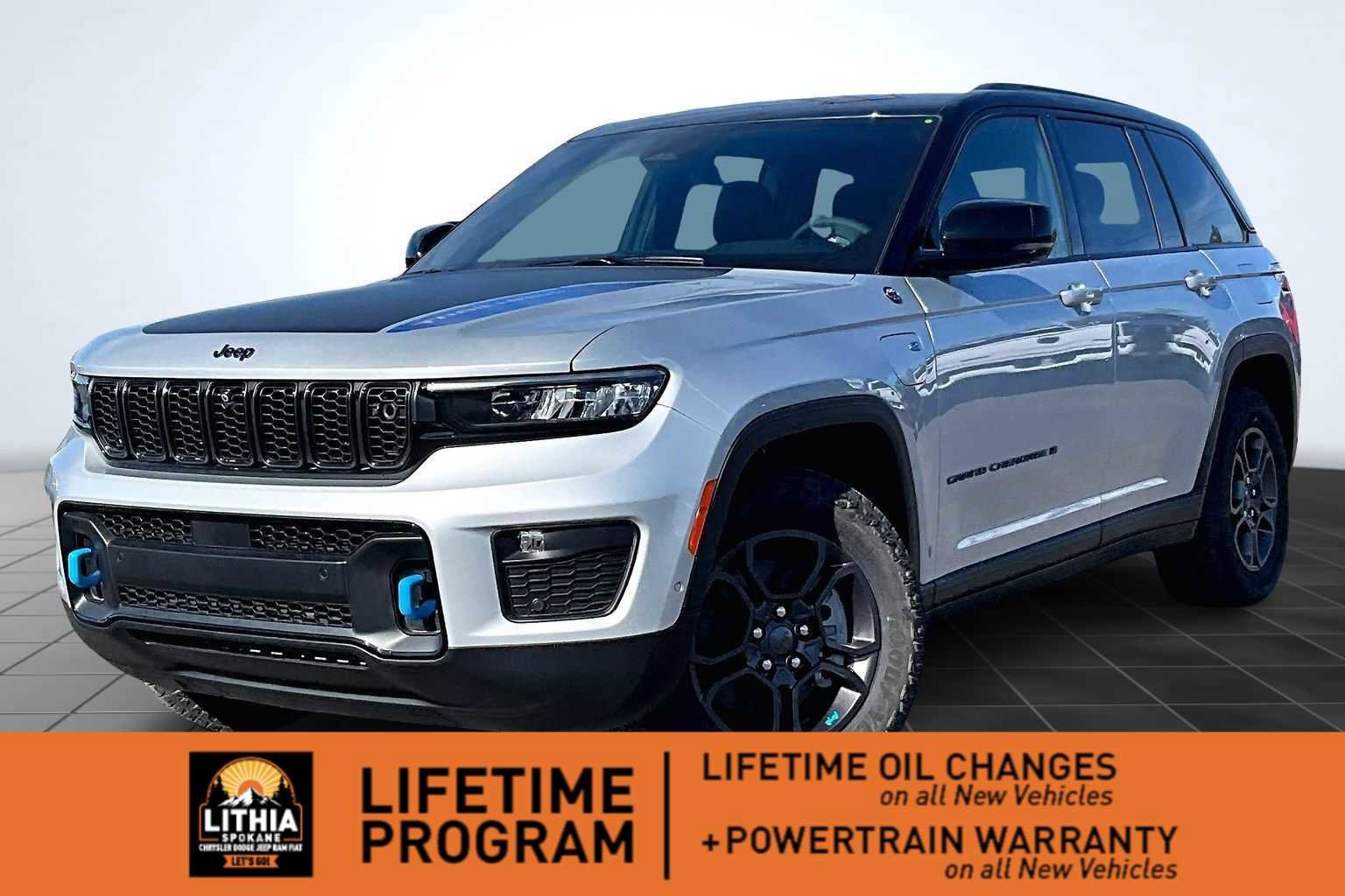 New 2025 Jeep Grand Cherokee Trailhawk w/ Advanced Protech Group II image 1