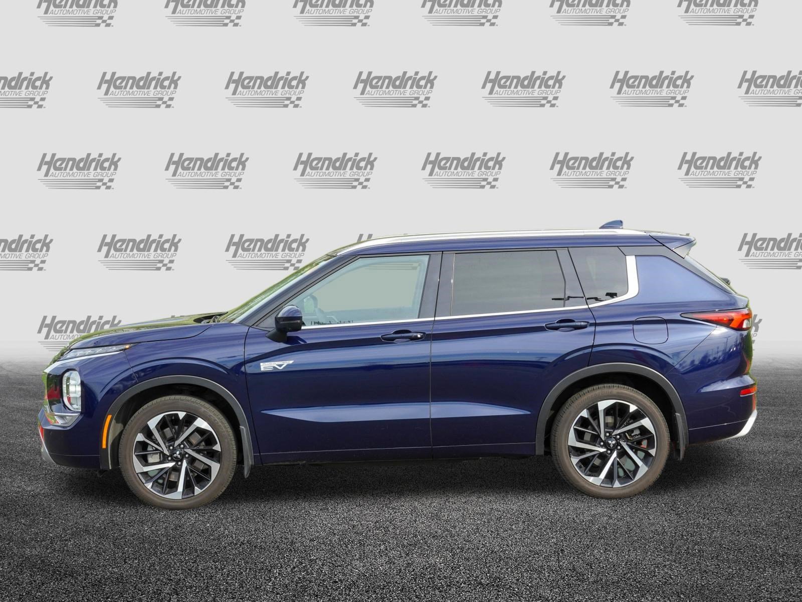 Used 2024 Mitsubishi Outlander 4WD Plug-In Hybrid image 6