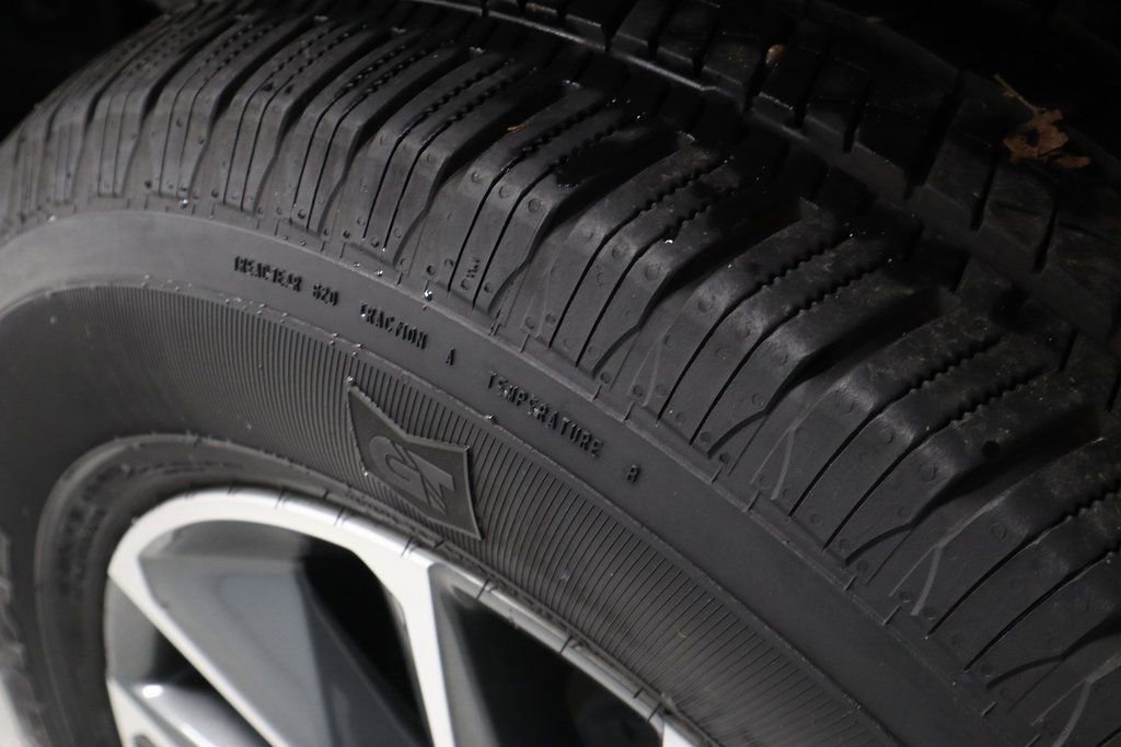 Used 2024 Chevrolet Silverado 1500 LT image 20