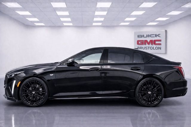 Used 2022 Cadillac CT5 Sport image 1