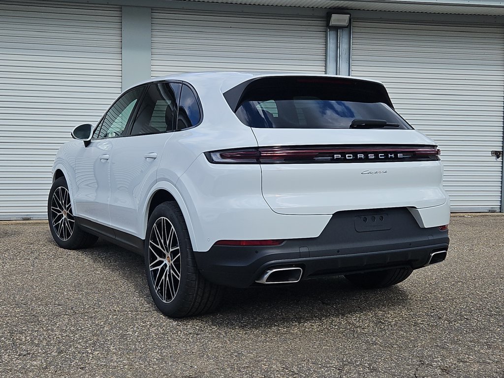 New 2026 Porsche Cayenne AWD/4WD image 3