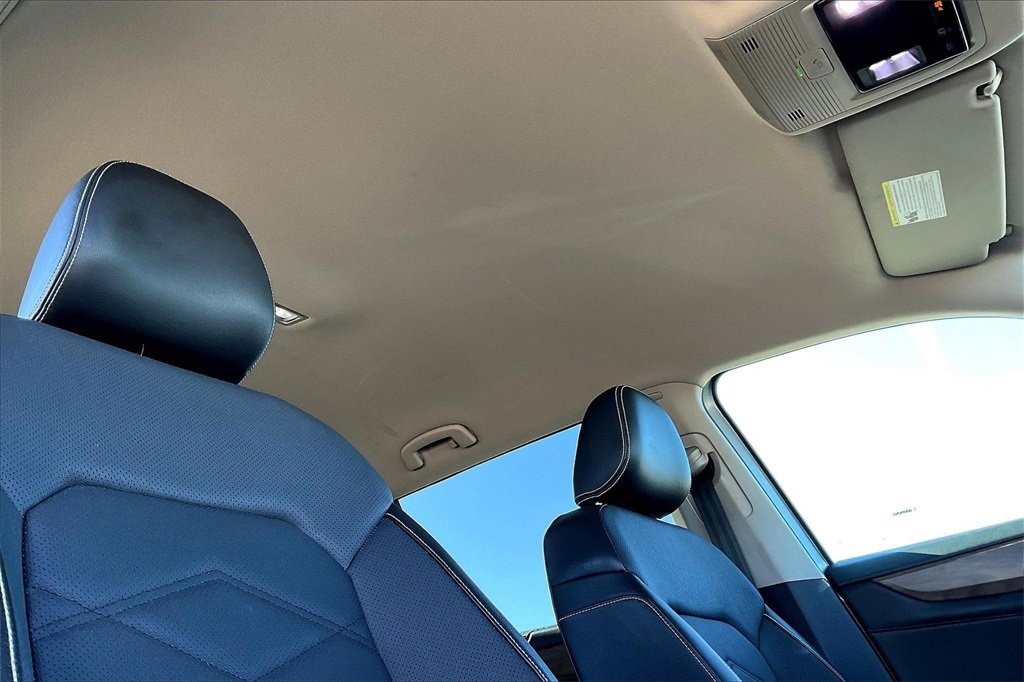 Used 2024 Volkswagen Atlas SE image 17