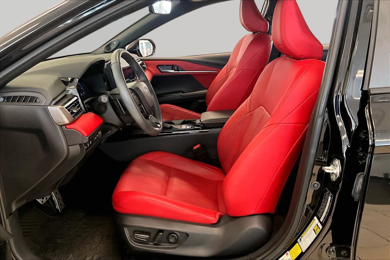 Used 2025 Toyota Camry XSE w/ Premium Package FWD image 7