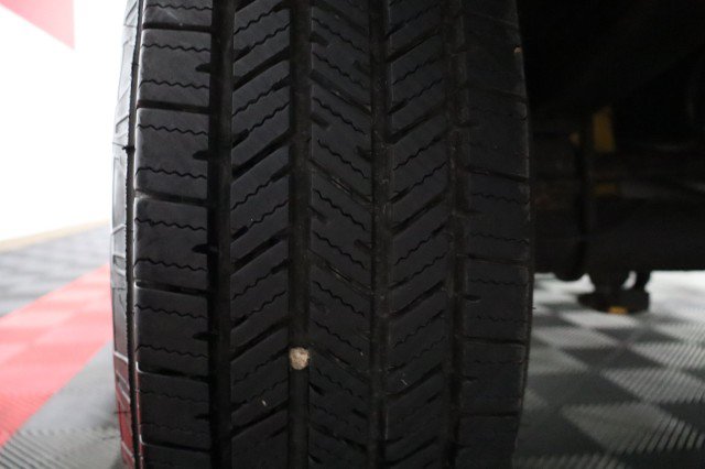 Used 1997 Ford F250 4x4 Regular Cab Heavy Duty image 71