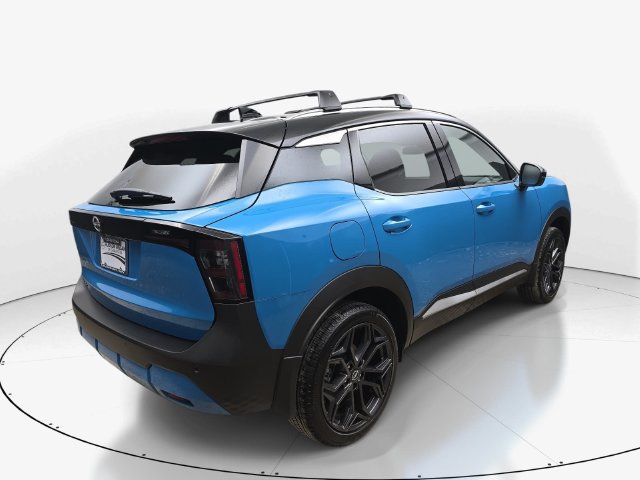 New 2027 Nissan Kicks SR w/ SR Premium Package FWD image 6