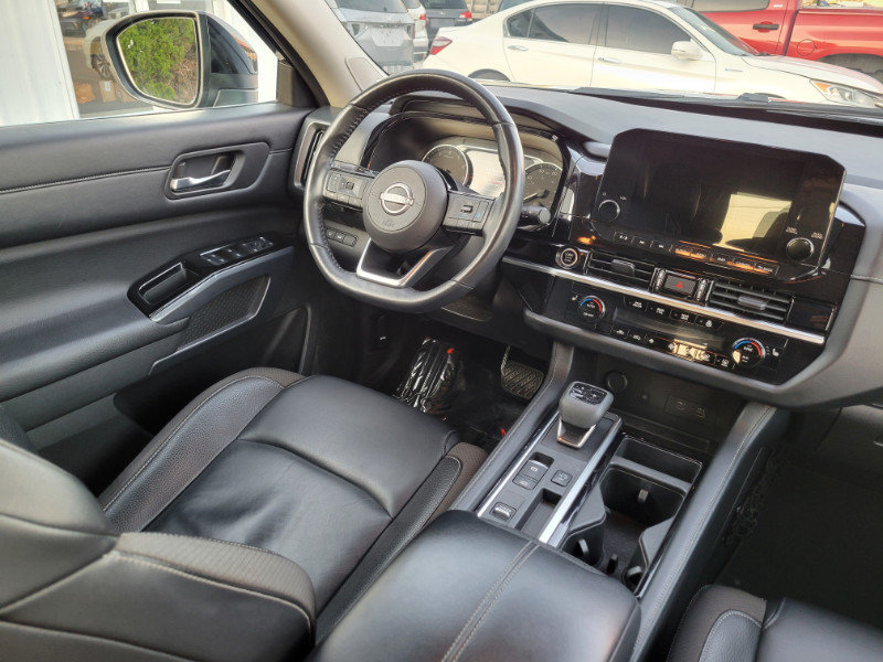 Used 2022 Nissan Pathfinder SL w/ SL Premium Package FWD image 36