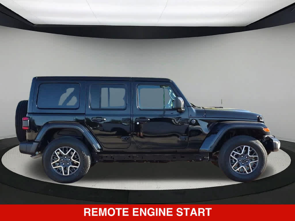 Used 2026 Jeep Wrangler Unlimited Sahara AWD/4WD image 8