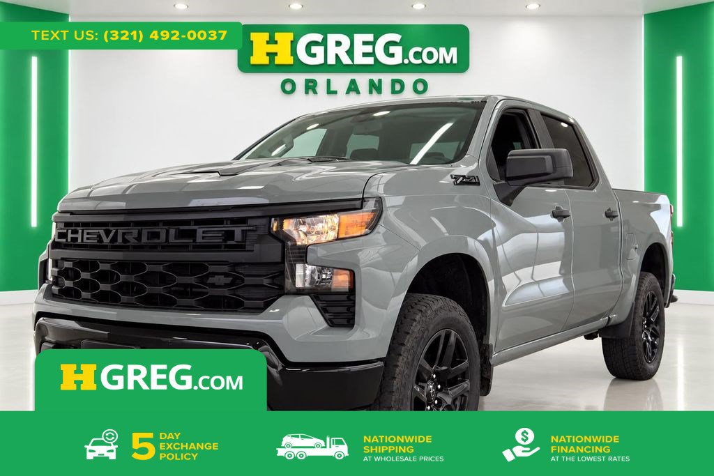 Used 2024 Chevrolet Silverado 1500 Custom Trail Boss w/ Dark Appearance Package AWD/4WD image 1