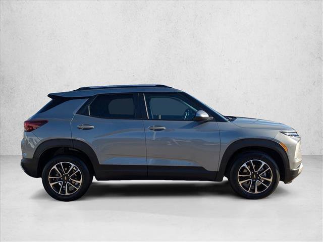Used 2025 Chevrolet TrailBlazer LT w/ LT Cold Weather Package video 4