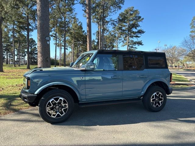 Used 2022 Ford Bronco Outer Banks image 6